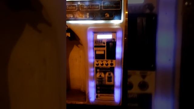 Артезианская вода. Автомат рядом с жилыми домами. Шок смотреть онлайн