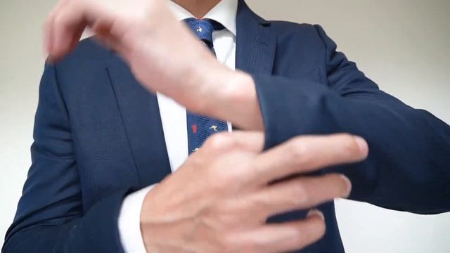 【手フェチ】手が綺麗だと褒められた既婚男性のネクタイを締める様子【Hand Fetish】 смотреть онлайн