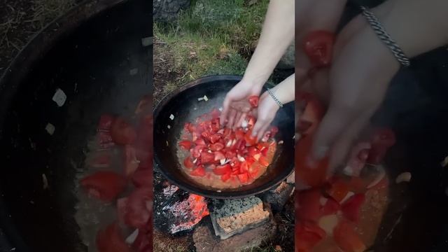 РЕШИЛ ПРИГОТОВИТЬ И УСТРОИТЬ СВОИМ РОДИТЕЛЯМ ХОРОШИЙ ВЕЧЕР смотреть онлайн