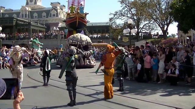 -Disney Festival of Fantasy Parade Debut 3-9-14 at Magic Kingdom Full Parade смотреть онлайн
