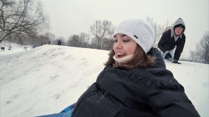 ВЛОГ Столкнул меня! Купили 2-ой ТЮБИНГ маме))) 20 января 2018 г.