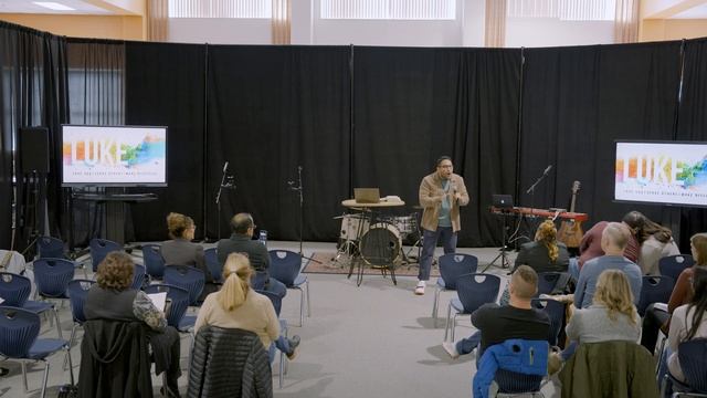 Luke 4 | Lee Lopez смотреть онлайн