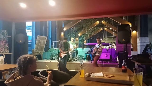 Меридиан 180 - Fuckin' In the Bushes (Oasis cover) смотреть онлайн
