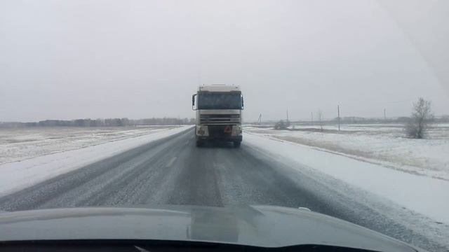 Фура задом едет быстро смотреть онлайн