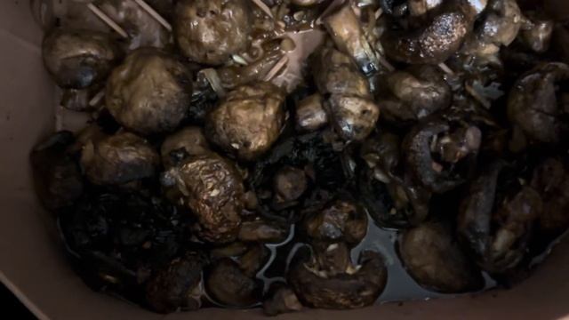 Запекаем шампиньоны с соевым соусом и специями в Аэрогриле “Gourmia”