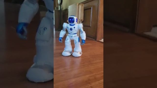 Ruko Smart Robots for Kids,Large Programmable Interactive RC Robot with Voice Control, APP Control смотреть онлайн