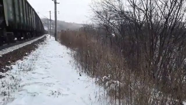 "Встретились!".2ЭС5К-042/036 "Ермаки" с грузовым поездом и встречный 4ЭС5К-??? "Ермак" и приветом. смотреть онлайн