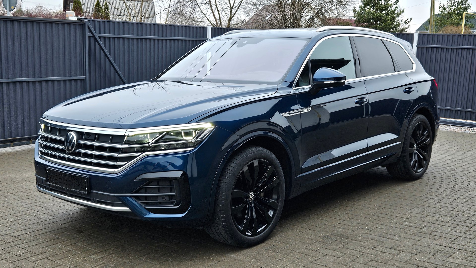 VW Touareg R-Line 2021 м.г! 3.0 V6 TDI 4Motion 286 л.с! Из Швеции в почти максимальной комплектации! смотреть онлайн