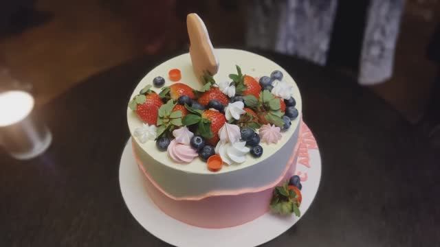 Юбилей Ольги Никитичны, ведущий Влад Новиков и кавер группа VERANDA