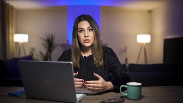 بوتاکس چیست از زبان دکتر آیلین - Dr ayliin смотреть онлайн