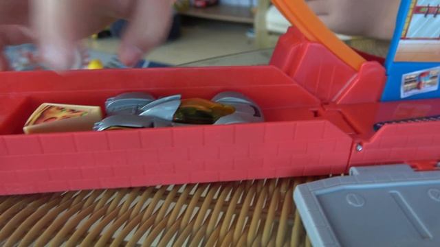 СОБИРАЕМ HOT WHEELS на Канале Мистер Данил смотреть онлайн