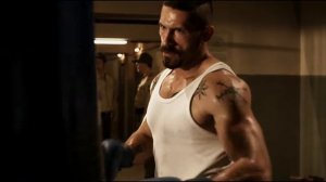 неоспоримый 3 клип просто жесть)))