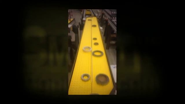 Carousel Conveyor with Separate Belts in One Frame смотреть онлайн