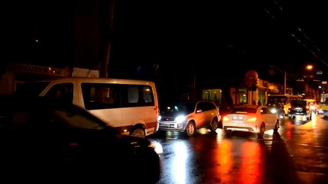 В Одессе не работающие светофоры парализовали центр города смотреть онлайн