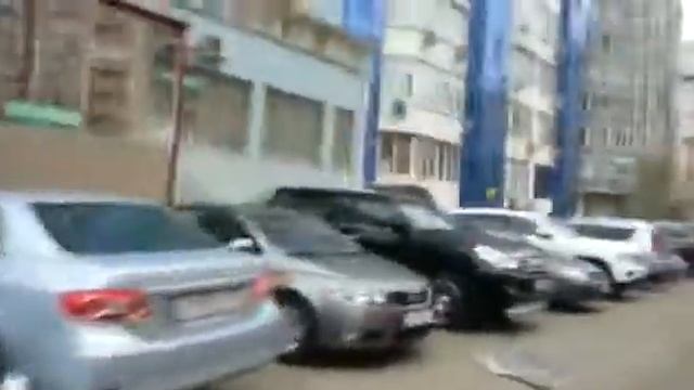 Жесть, удачная парковка смотреть онлайн