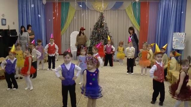 Новый Год 2017 Бельчата смотреть онлайн