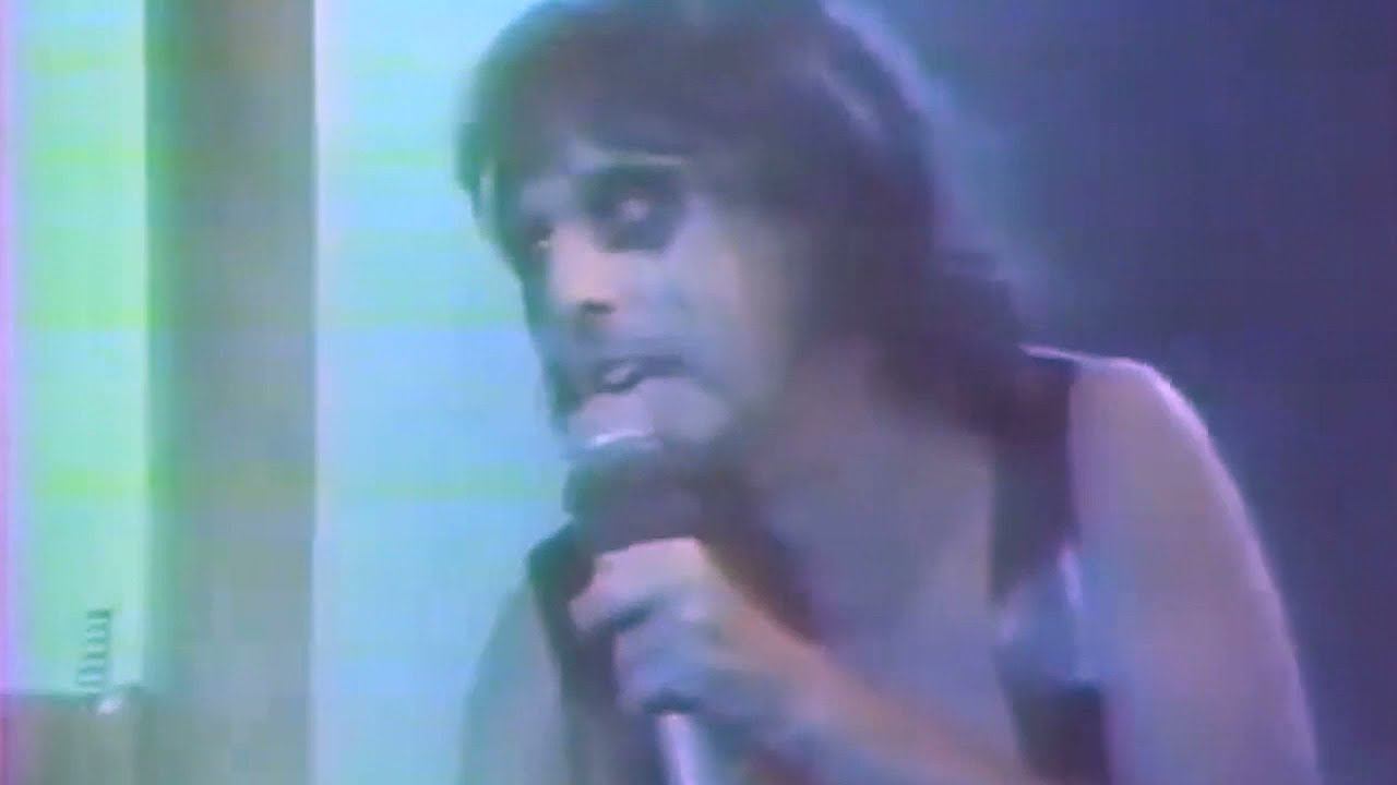 Alice Cooper. I Love The Dead . смотреть онлайн