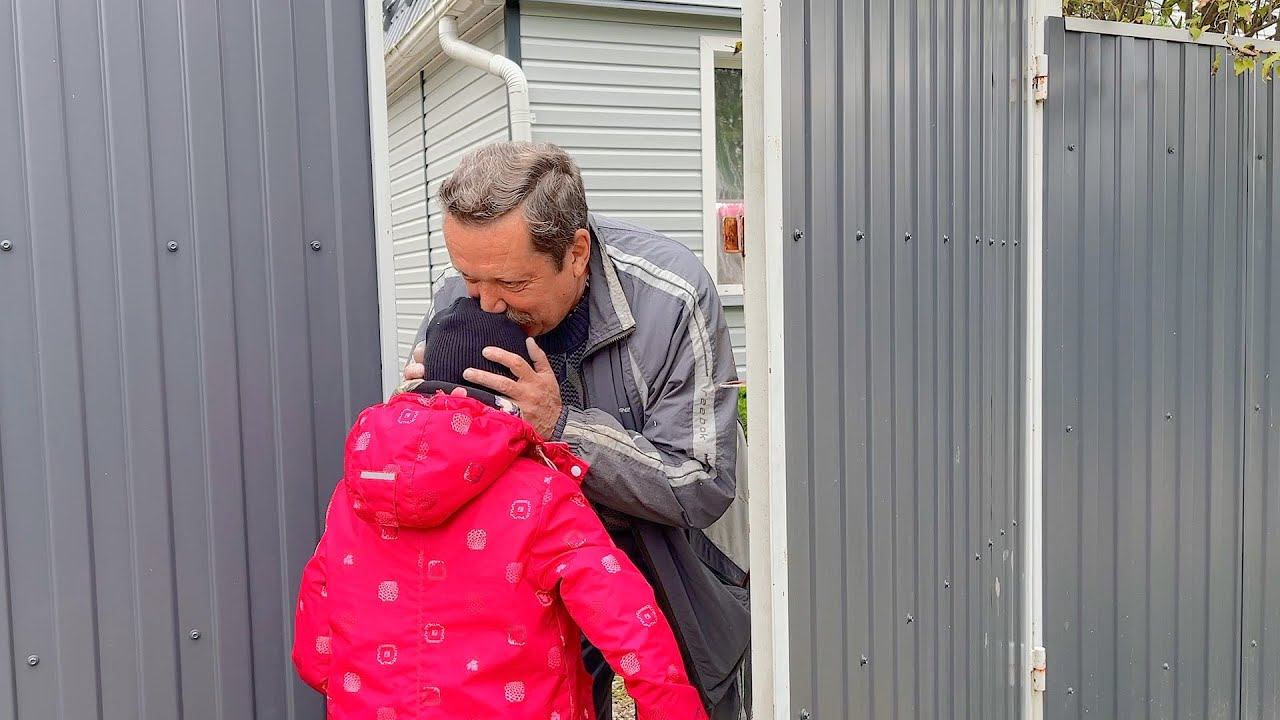 VLOG Закат гимнастики? Едем на дачу к родителям! 15-16.09.21 смотреть онлайн