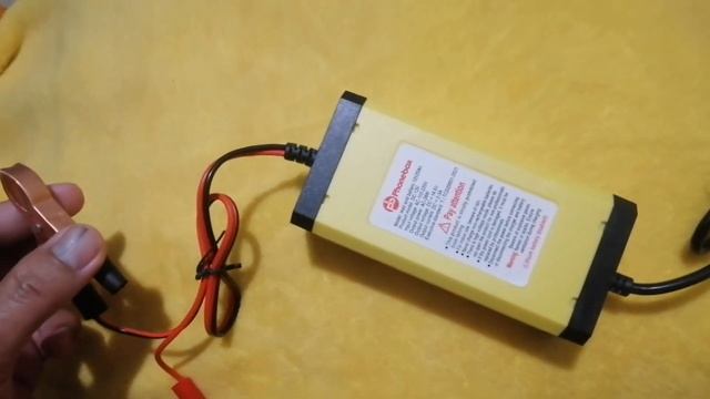 UNBOXING SMART BATTERY CHARGER смотреть онлайн