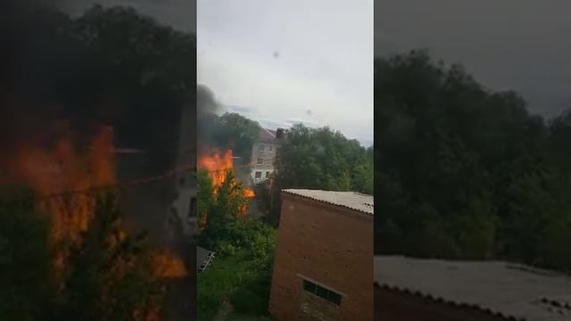 Пожар в Калачинске 18.06.2018 смотреть онлайн