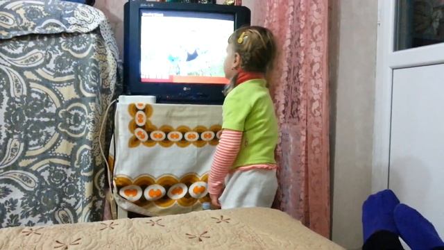 FanMade: Вот как мы танцуем "Eu numai,numai ) смотреть онлайн