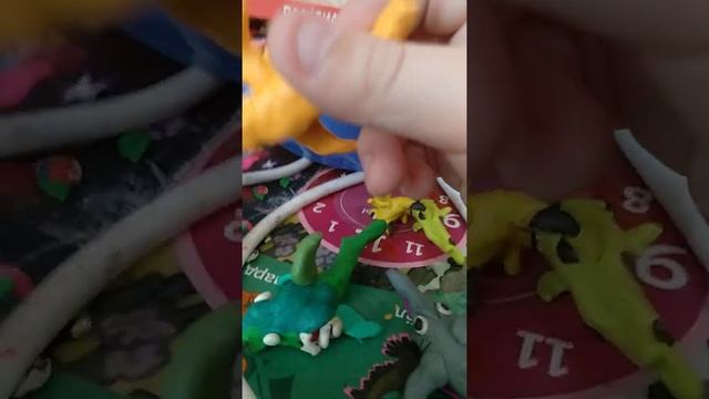 Обзор фигурки из пластилина hungry shark world смотреть онлайн