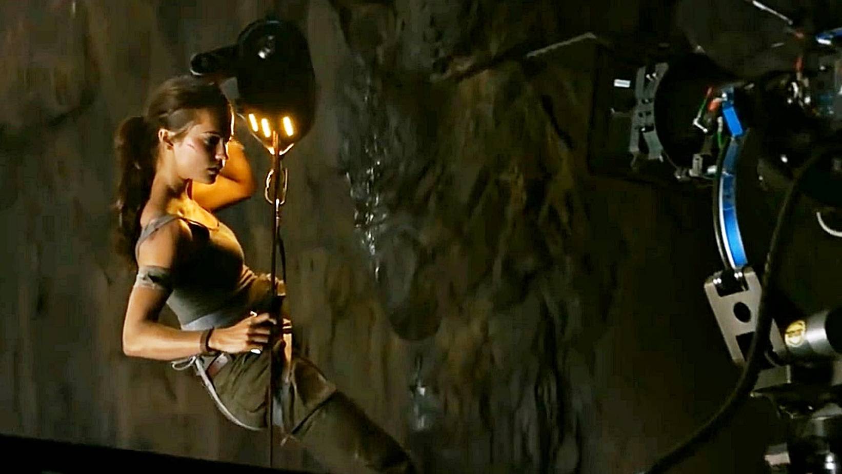 Алисия Викандер на съёмках боевика -Tomb Raider: Лара Крофт, 2018 (Dance With the Dead - Her Ghost) смотреть онлайн