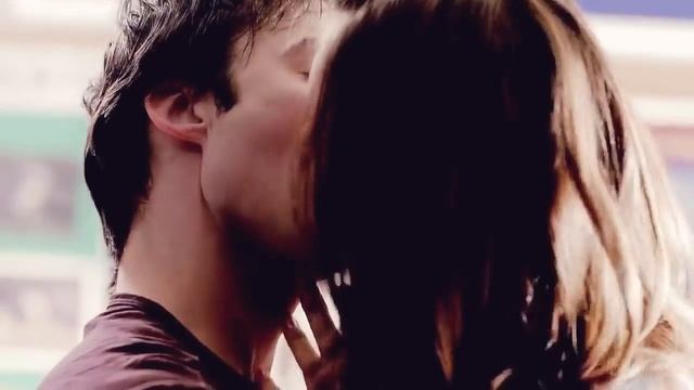 Damon & Elena | Pony [18+] смотреть онлайн