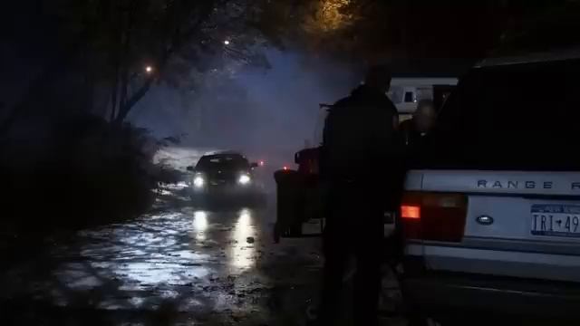 Serena and Tripp get in an accident смотреть онлайн