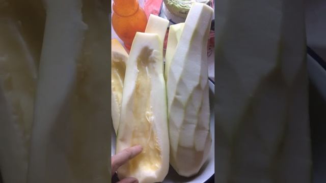 ВКУСНЫЙ СОК ИЗ КАБАЧКОВ смотреть онлайн