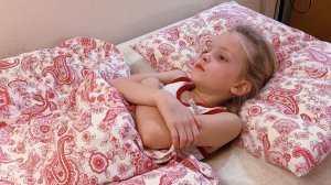 ЗАБОЛЕЛА (( Высокая температура ! Вирус подхватила в школе?