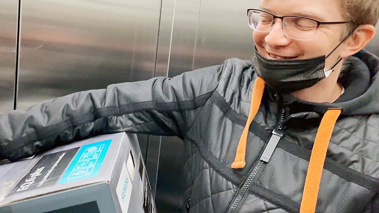 VLOG Подарок на день рождения / Кофемашина Siemens EQ 6 PLUS S 100 / Возвращаемся в Москву 6-8.11.21 смотреть онлайн