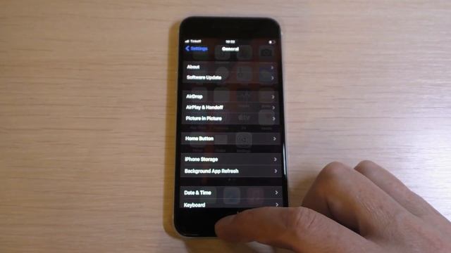 iPhone incoming call. Guess the phone model #27 смотреть онлайн