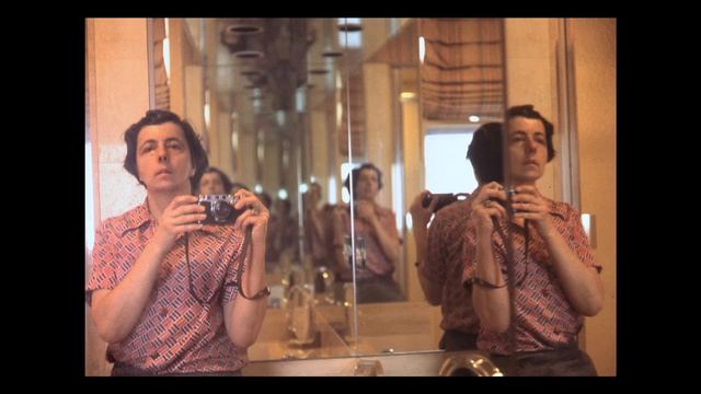 FINDING VIVIAN MAIER 30s Pre-Roll смотреть онлайн