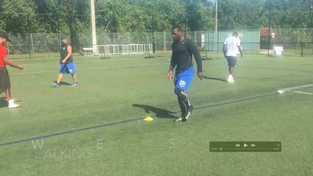 Coaching Video of The Week: Explosive Acceleration Strides смотреть онлайн