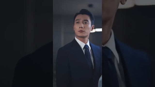 【FULL】他陰鷙狠戾殺人如麻，她一身媚骨勾魂攝魄，為復仇她主動招惹上他，人人都以為她完了，可一向殺伐果斷不近女色的他卻一反常態將她吻到窒息「你是我的私有財產」#短劇 #甜寵 #總裁灰姑娘