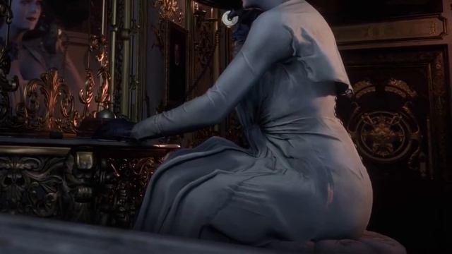 Crash Bandicoot reacts to Tall Vampire Lady Meme смотреть онлайн