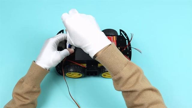 4WD Smart Robot Car Starter Kit For Arduino Programming Project STEM Education смотреть онлайн