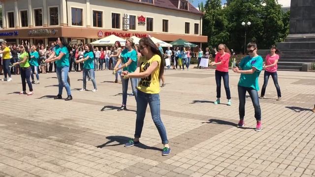 Флешмоб ГИИЯ 20.05.2015 смотреть онлайн
