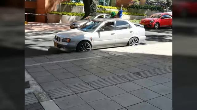 Esteem Colombia смотреть онлайн