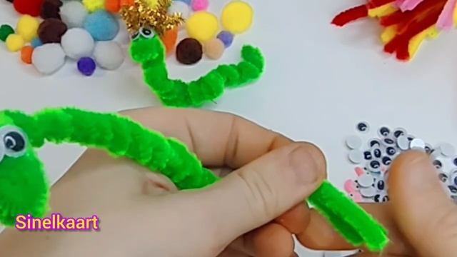 Змея с короной из синельной проволоки смотреть онлайн