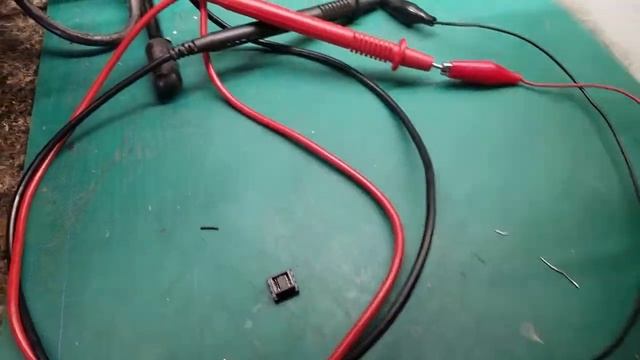 An EASY reusable 3D Printed SMD socket for breadboards! смотреть онлайн