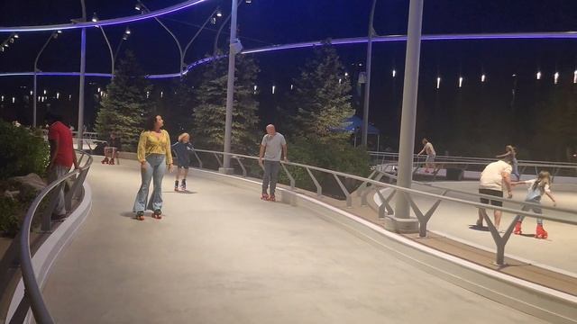 "Bidi Bidi Bom Bom" Omaha Riverfront Skating Ribbon смотреть онлайн