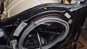 Candy - Grand Vita - Door seal install
