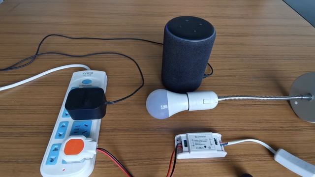 Zigbee DIY Smart Switch 10A смотреть онлайн
