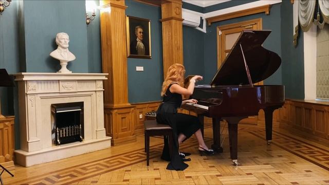 Оксана Петриченко — Фантазия на тему мелодий А. Петрова из к/ф «Жестокий Романс» смотреть онлайн
