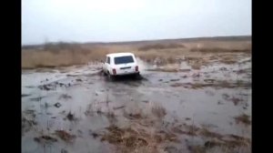 Лада Нива 2016.  4х4 Нива  по бездорожью полный привод грязь  джиппинг и ее возможности