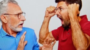 19 - летний боксёр отправил деда на тот свет. Вот почему бокс не работает на улице.