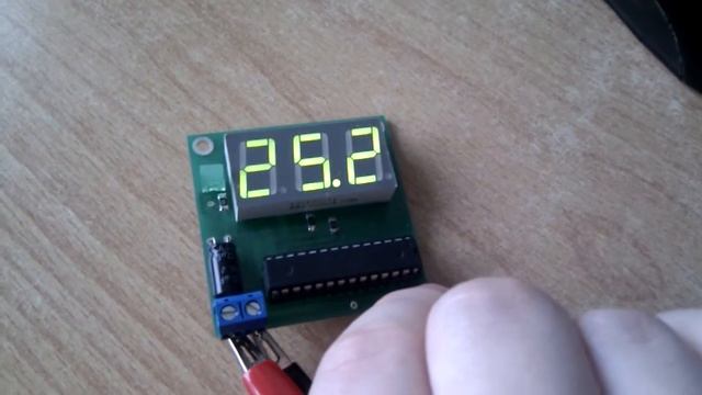 7 segment LED Thermometer AVR ATmega8 DS18b20 MCP9700 teploměr смотреть онлайн