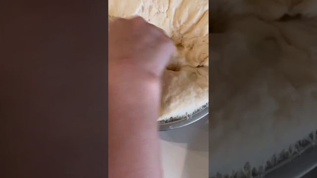 Несложный рецепт курника с курицей и грибами - знаменитого русского пирога 🥧#пирог#пироги#курник#ru смотреть онлайн